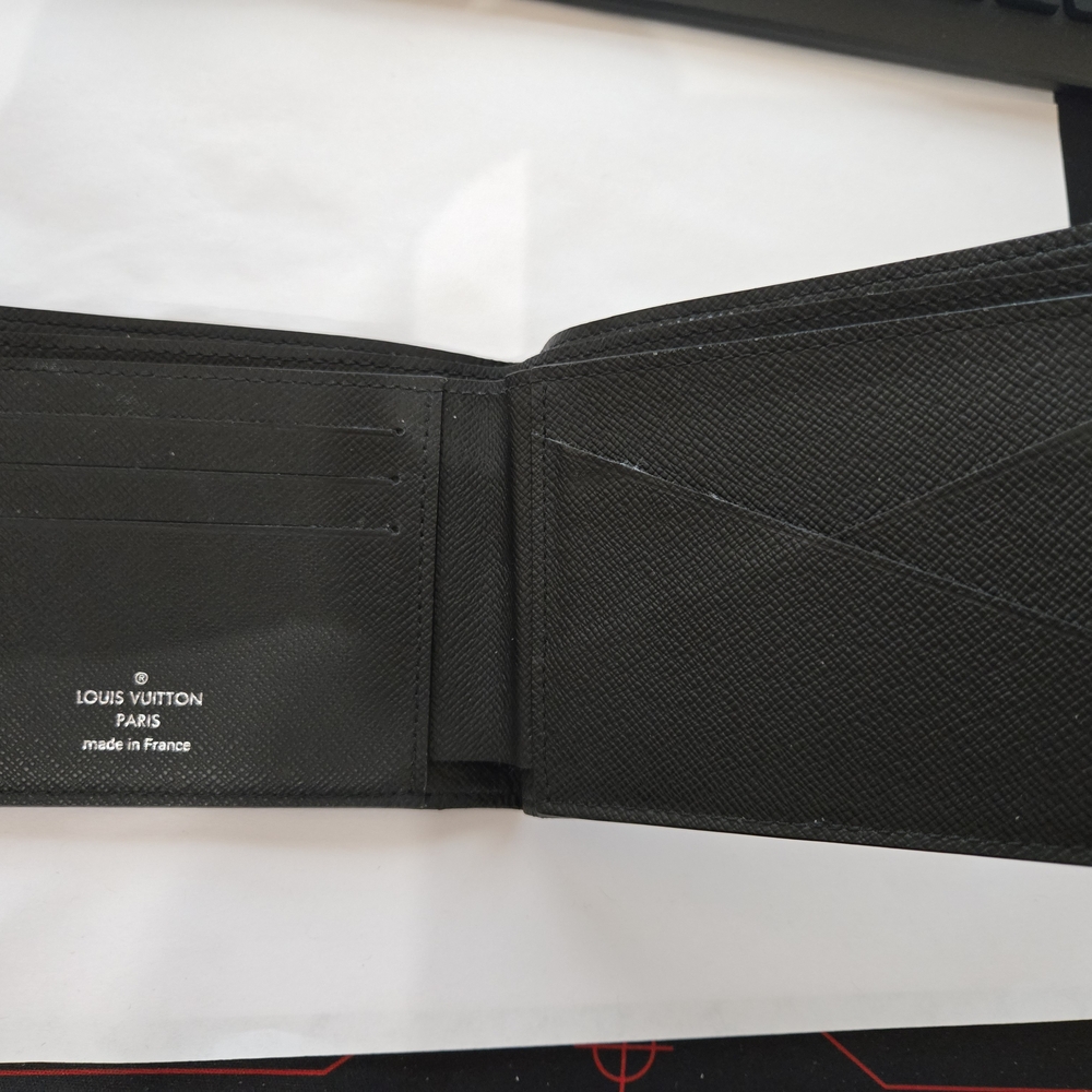 Louis Vuitton Black Men's Wallet